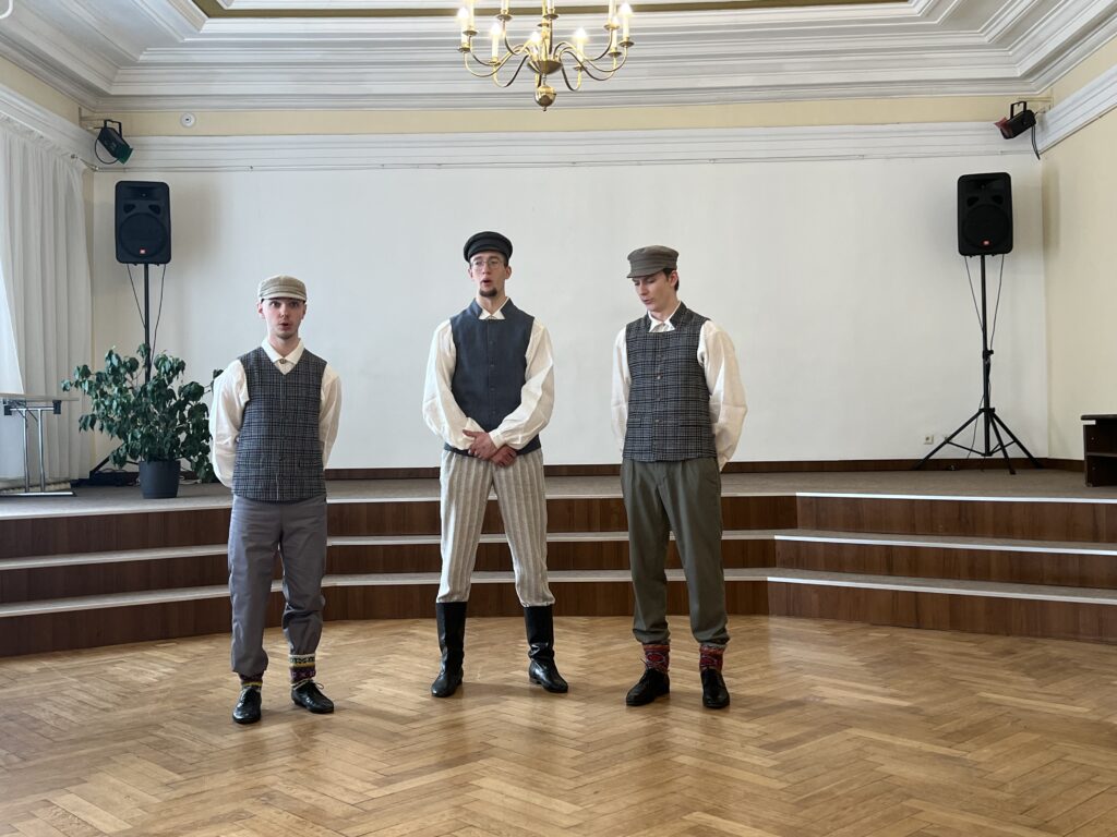 Aizvadīts tradicionālās dziedāšanas konkurss “Dziesmu dziedu, kāda bija”