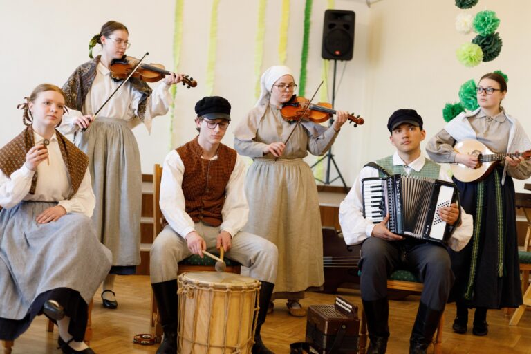 Krāšņi izskanējis Rīgas tradicionālās muzicēšanas konkurss “Klaberjakte”