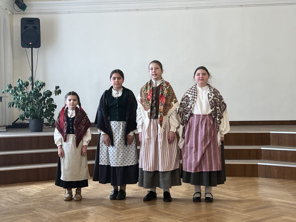 Aizvadīts tradicionālās dziedāšanas konkurss “Dziesmu dziedu, kāda bija”
