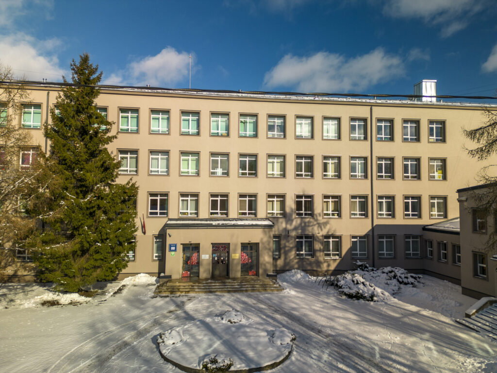 Rīgas Jauno tehniķu centram – 75!