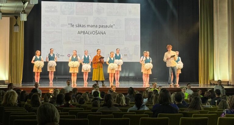 Ar svinīgu pasākumu noslēdzies Rīgas izglītības iestāžu mākslas konkurss “Te sākas mana pasaule”!