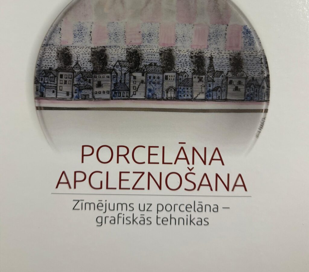 Porcelāna apgleznošana. Zīmējums uz porcelāna – grafiskās tehnikas