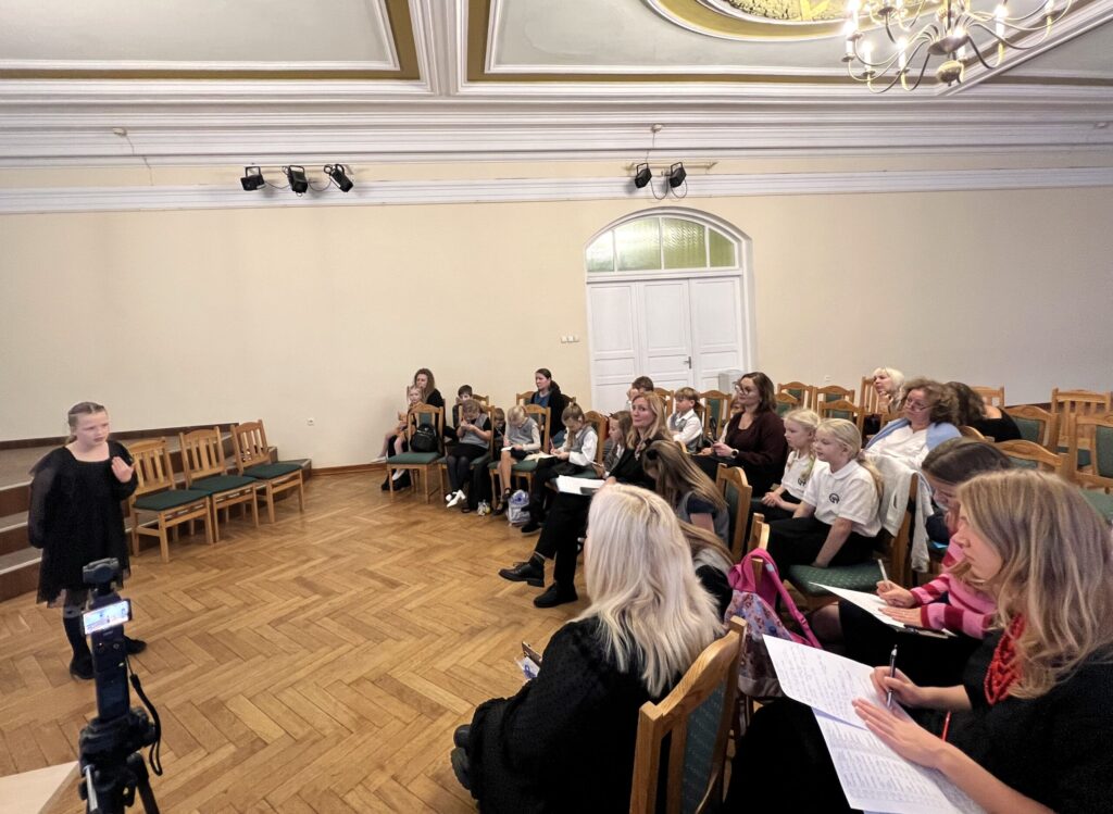 Gatavojies stāstnieku konkursam „Teci, teci, valodiņa"