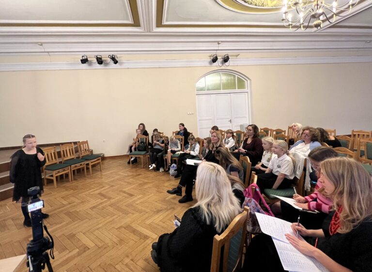 Gatavojies stāstnieku konkursam „Teci, teci, valodiņa"